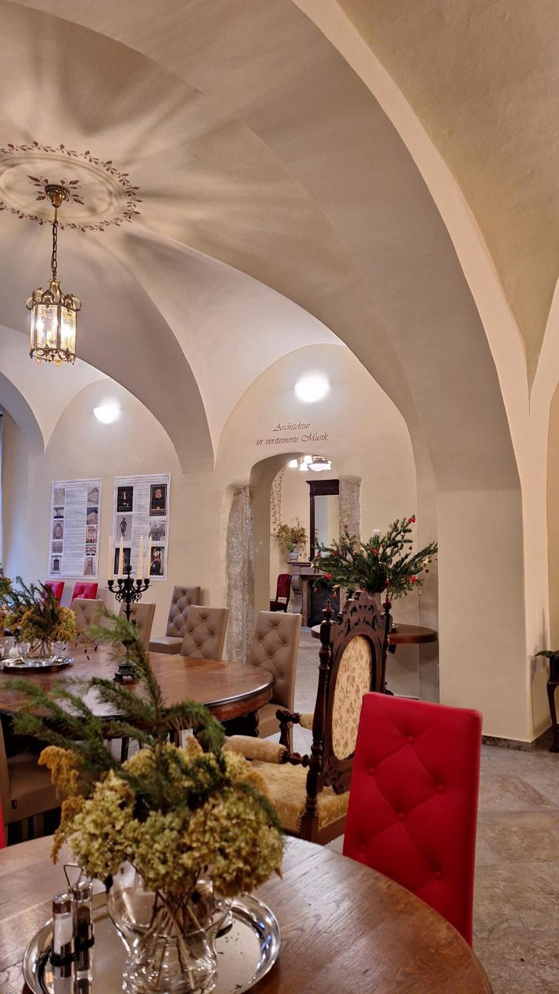 Stadtpalais Koenigssuite Maximal 2 Personen Und 1 Kleinkind Bautzen Bagian luar foto
