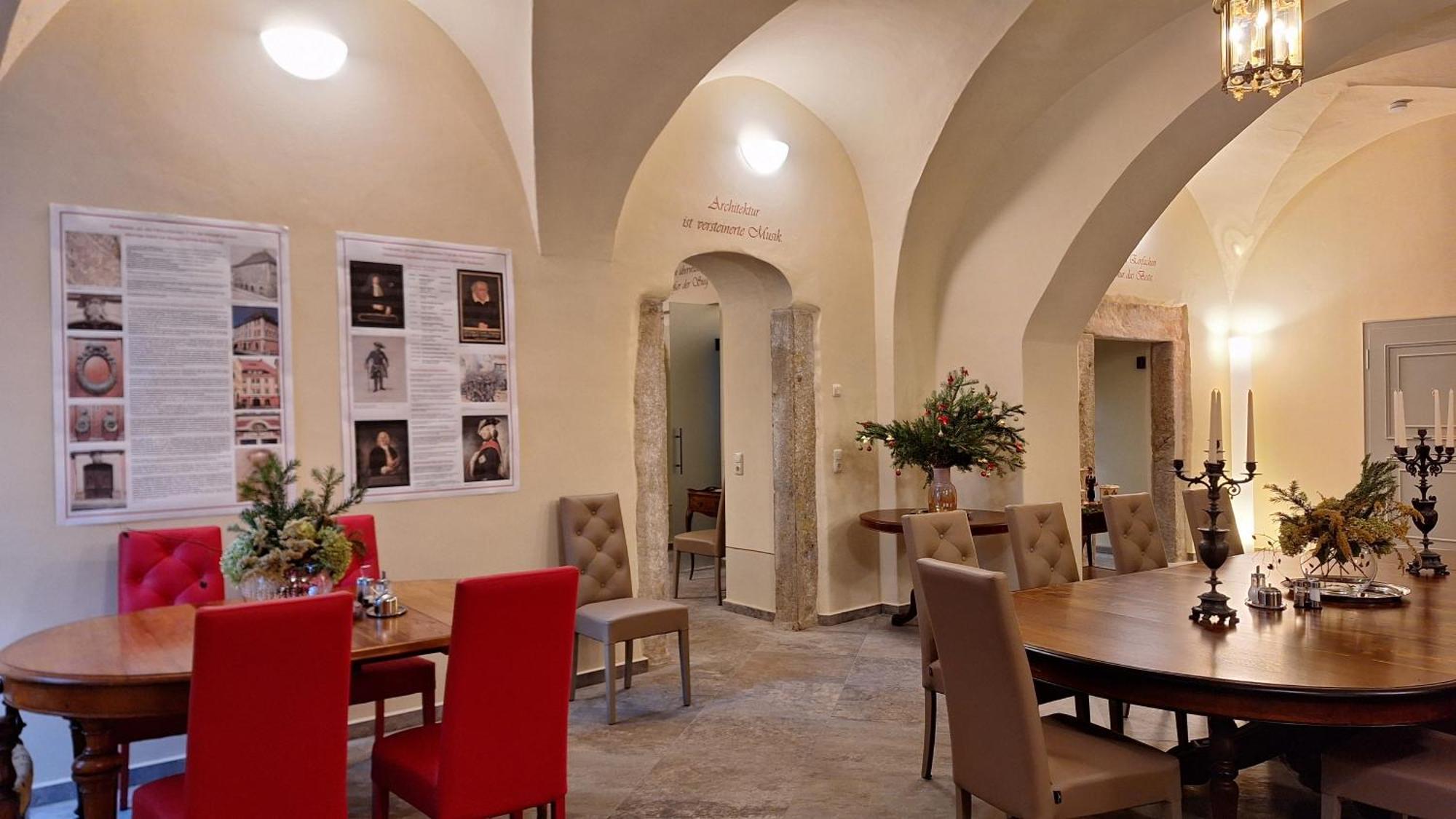 Stadtpalais Koenigssuite Maximal 2 Personen Und 1 Kleinkind Bautzen Bagian luar foto