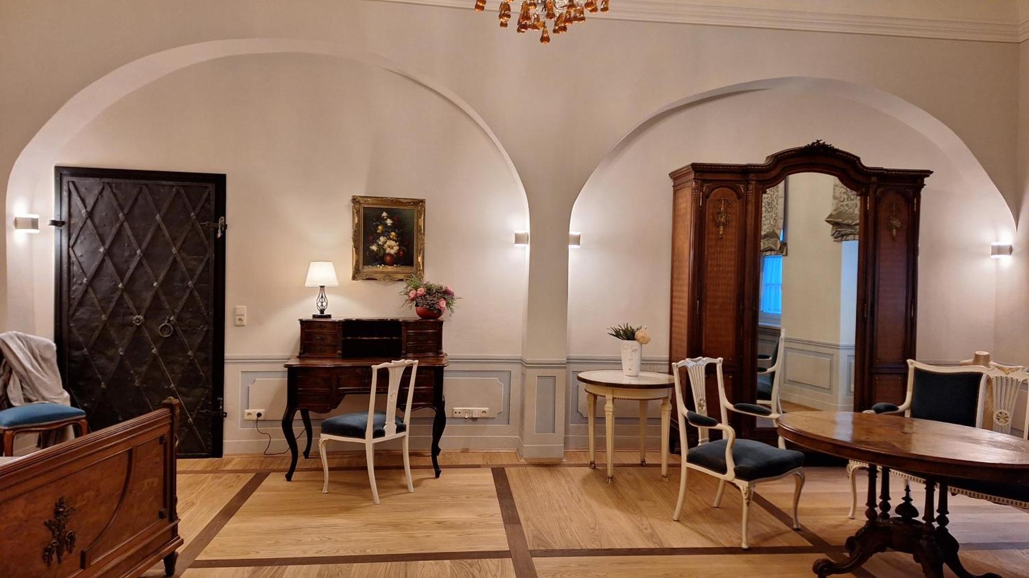 Stadtpalais Koenigssuite Maximal 2 Personen Und 1 Kleinkind Bautzen Bagian luar foto