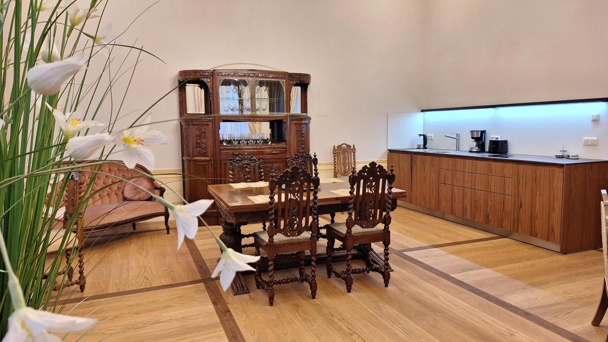 Stadtpalais Koenigssuite Maximal 2 Personen Und 1 Kleinkind Bautzen Bagian luar foto