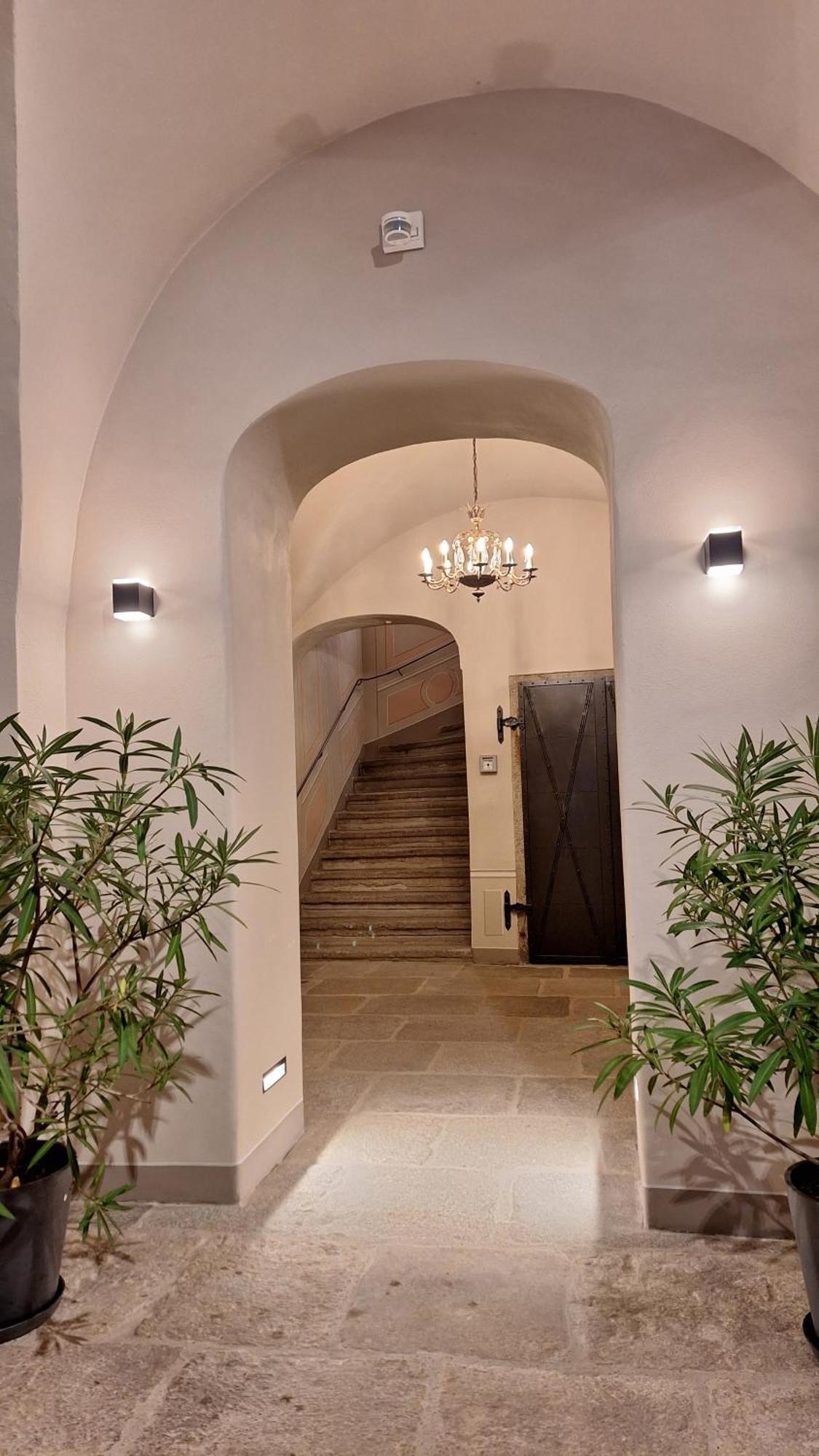 Stadtpalais Koenigssuite Maximal 2 Personen Und 1 Kleinkind Bautzen Bagian luar foto