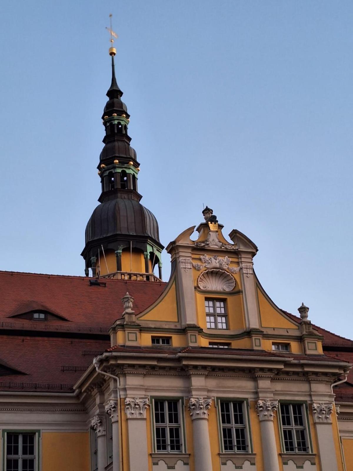 Stadtpalais Koenigssuite Maximal 2 Personen Und 1 Kleinkind Bautzen Bagian luar foto