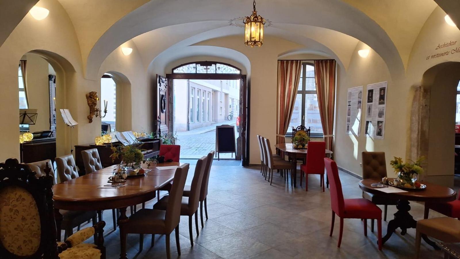 Stadtpalais Koenigssuite Maximal 2 Personen Und 1 Kleinkind Bautzen Bagian luar foto