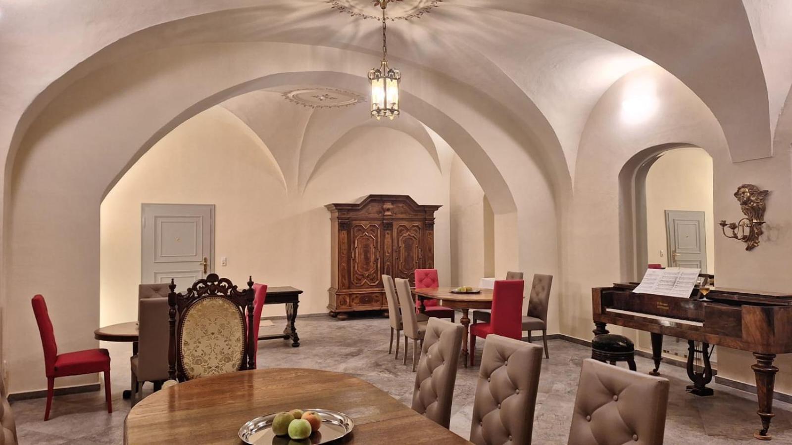 Stadtpalais Koenigssuite Maximal 2 Personen Und 1 Kleinkind Bautzen Bagian luar foto